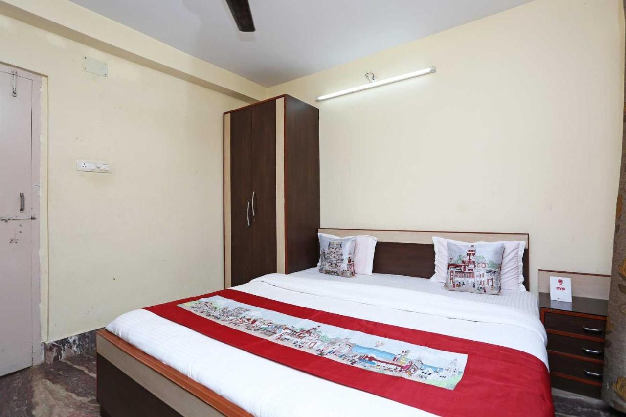 Oyo Royal Ruby Enclave Puri Exterior photo