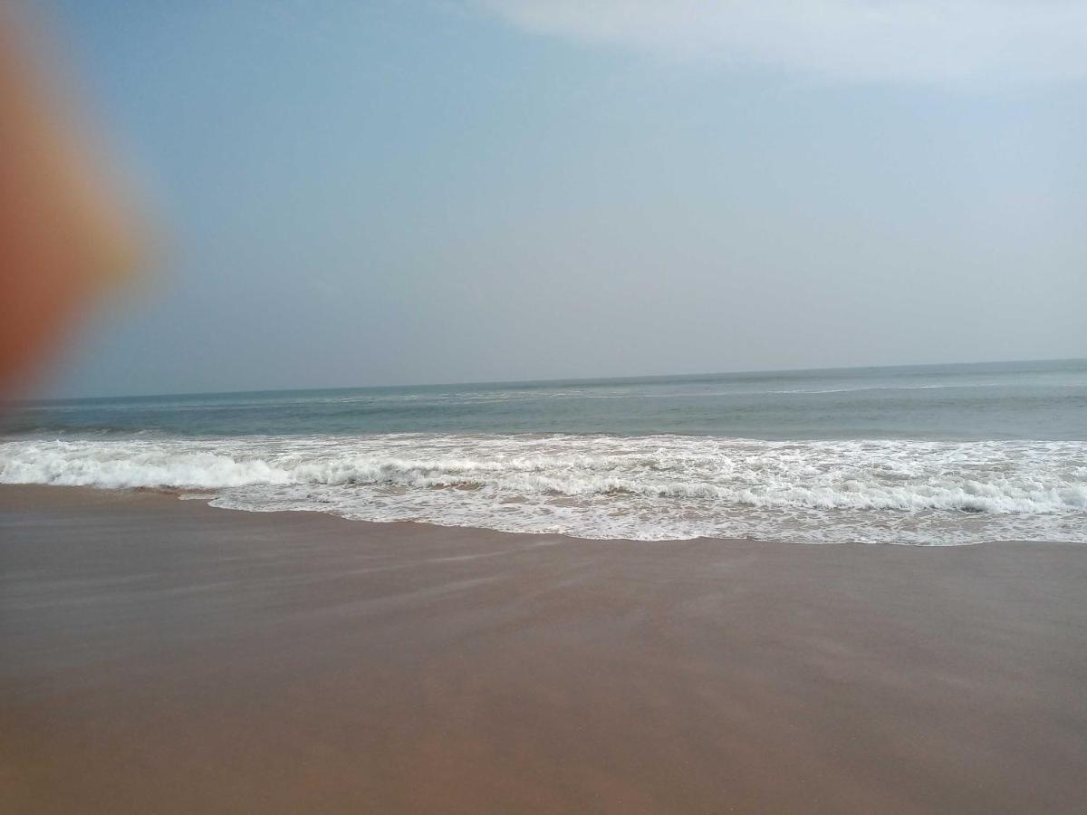 Oyo Royal Ruby Enclave Puri Exterior photo