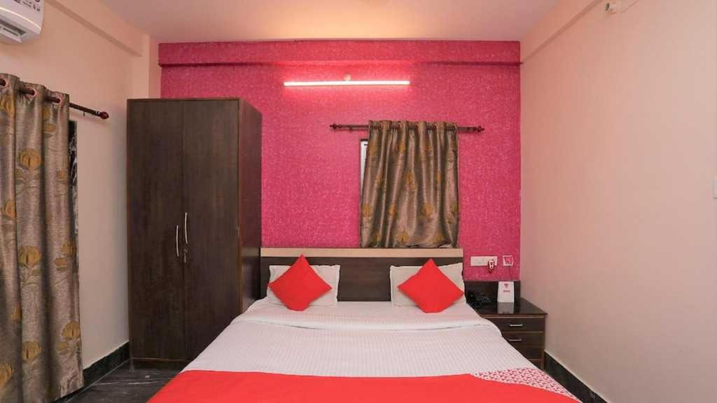 Oyo Royal Ruby Enclave Puri Exterior photo